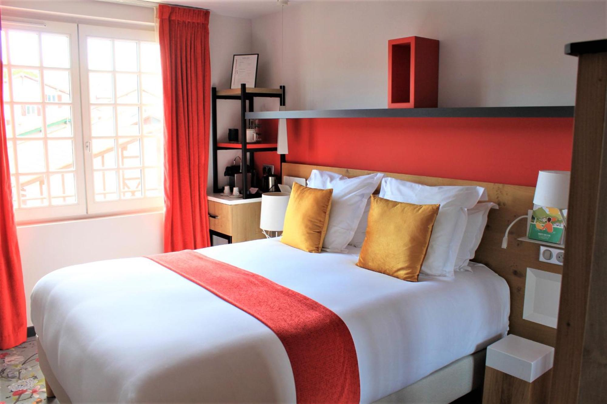 האספארן Hotel Berria מראה חיצוני תמונה