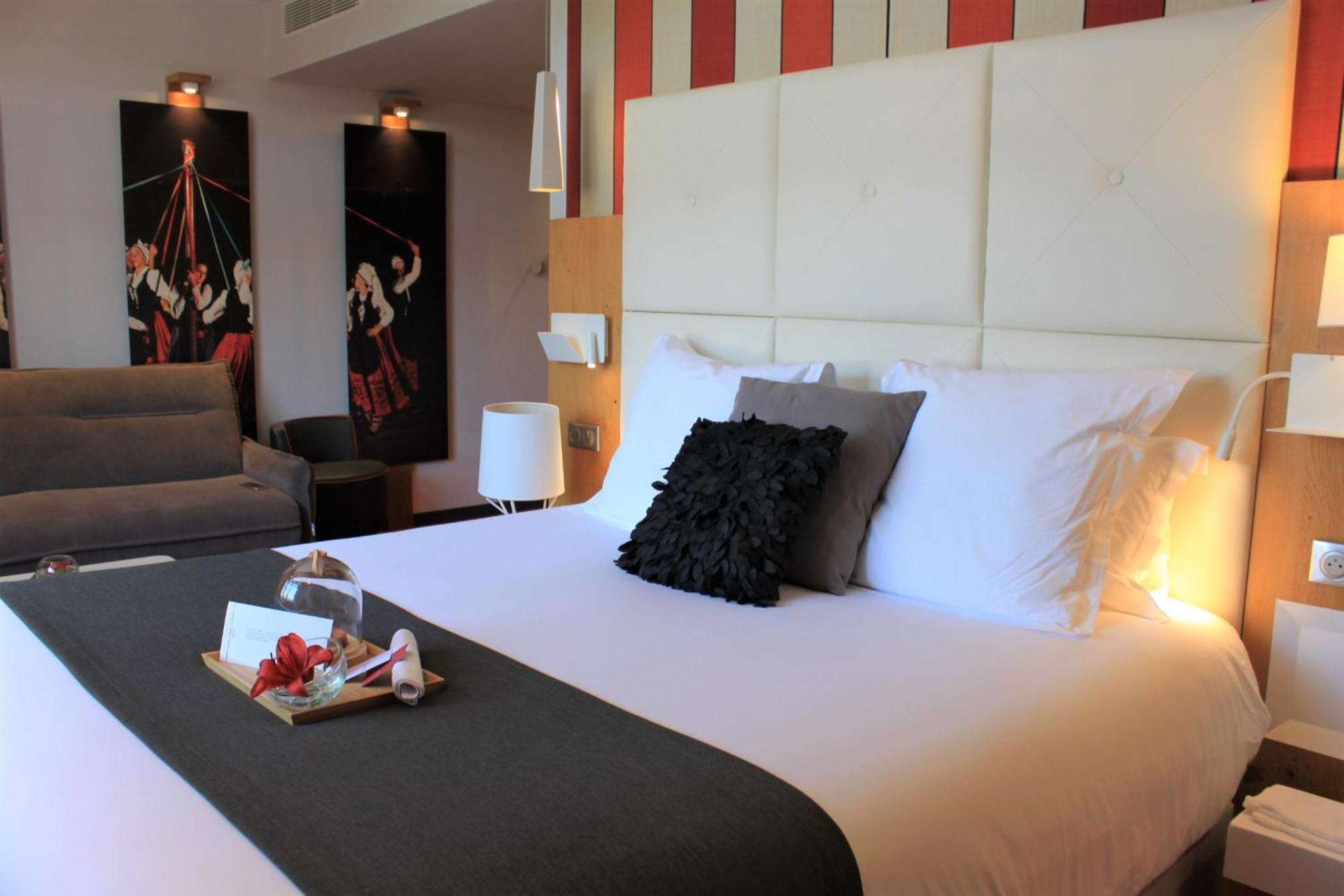 האספארן Hotel Berria מראה חיצוני תמונה