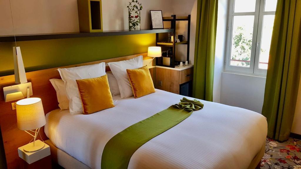 האספארן Hotel Berria מראה חיצוני תמונה